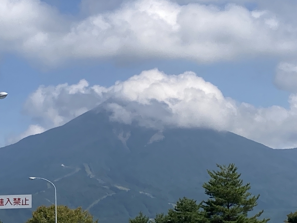 福島県のシンボル「磐梯山」